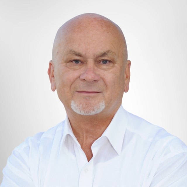 Portrait von Manfred Grund